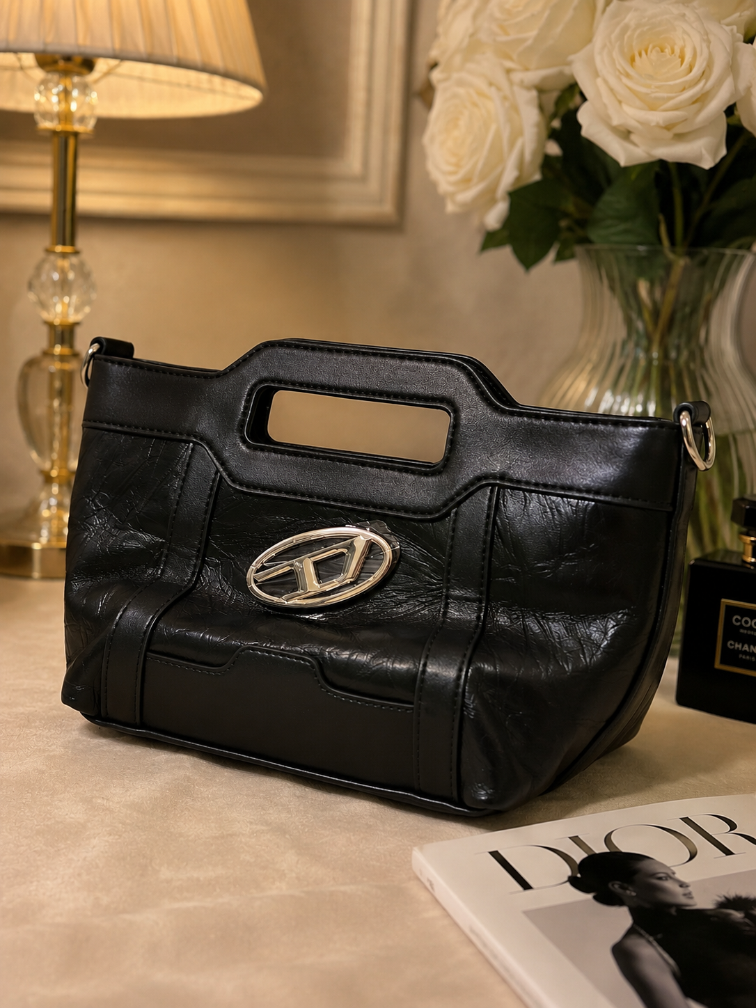Elegant Black Glossy Leather Handbag