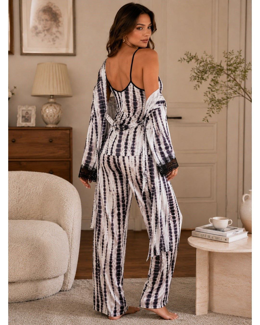 Optimized fashion image - portrait_1080x1350