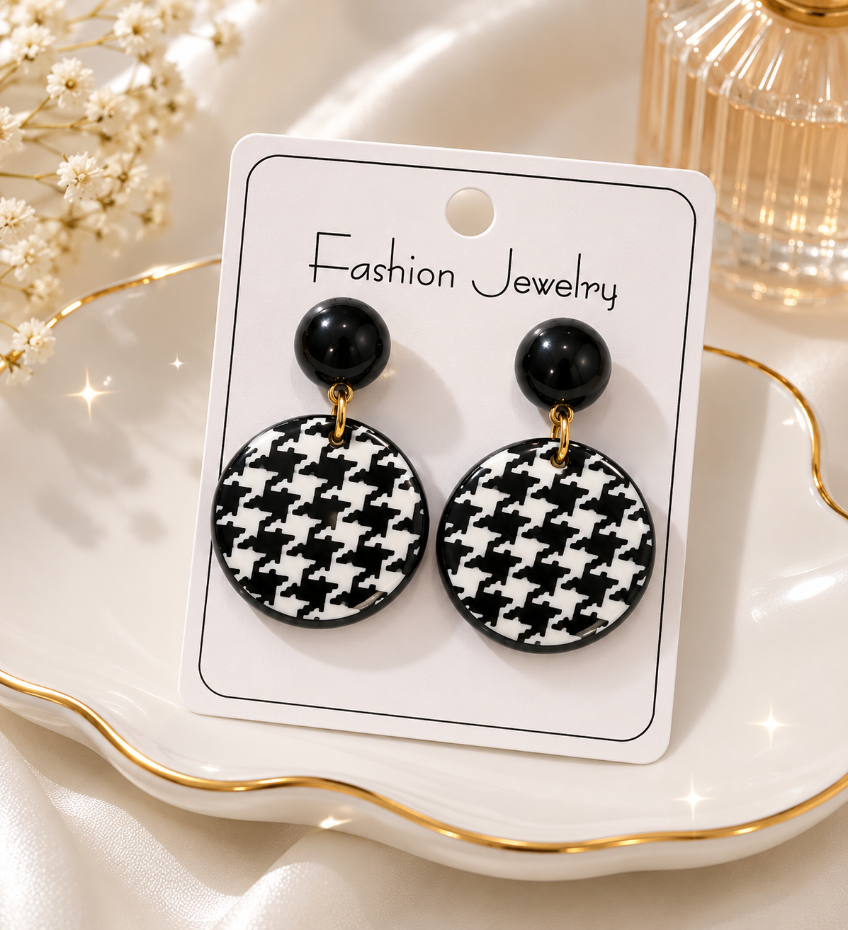 Women's Black & White Houndstooth Drop Earrings