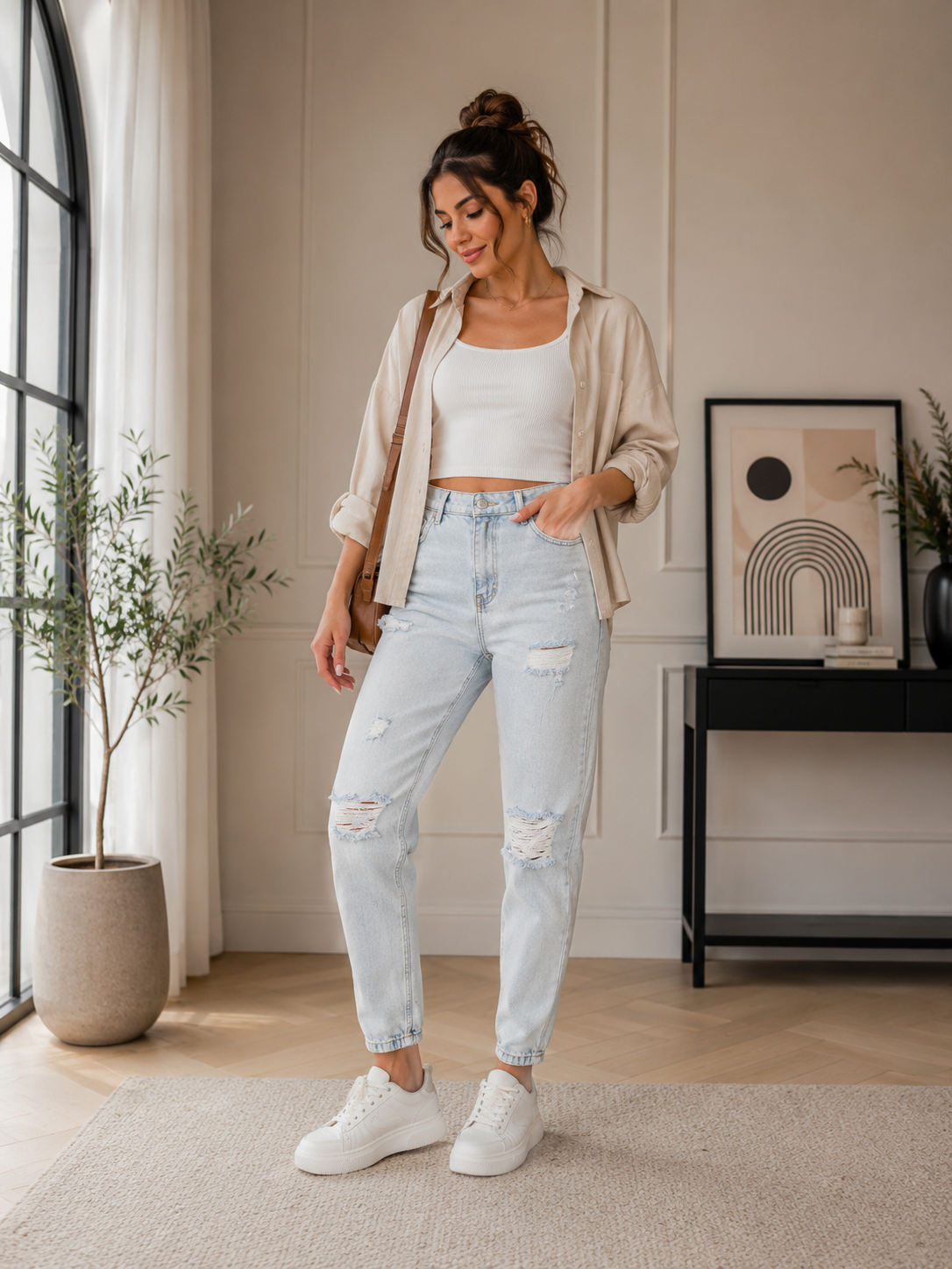 Women’s Light Wash Distressed Mom Fit Jeans