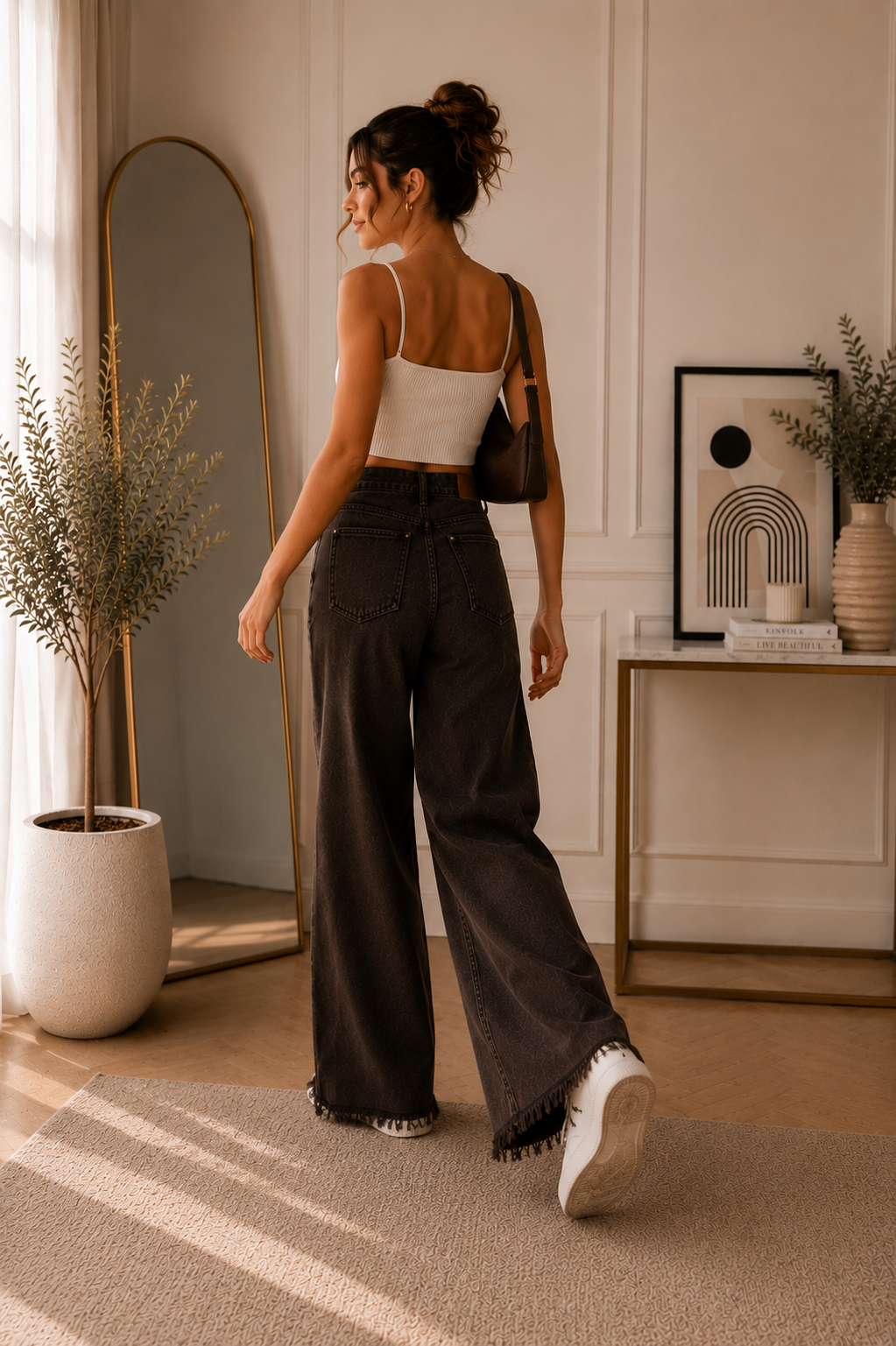 Women’s Black Wide Leg Jeans with Frayed Hem